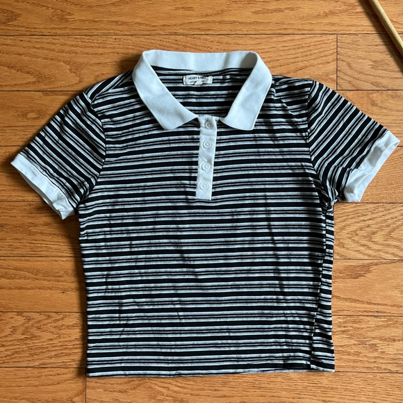 Women’s Heart & Hips Affordable Luxury Striped Collard Button Shirt Cropped Top - Picture 11 of 11